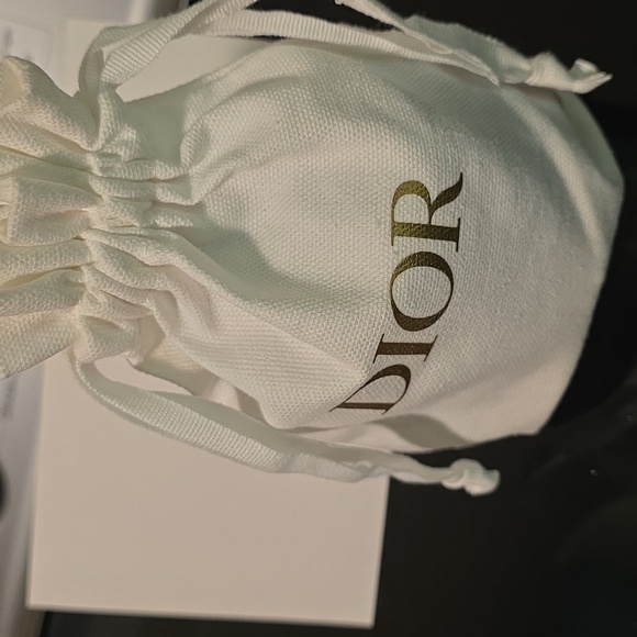 NIB Christian Dior Beige and Navy Drawstring Bucket - Picture 6 of 6